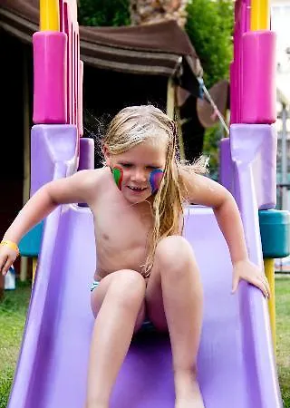 Kaila Krizantem 4*