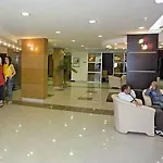 Kaila Krizantem Θέρετρο