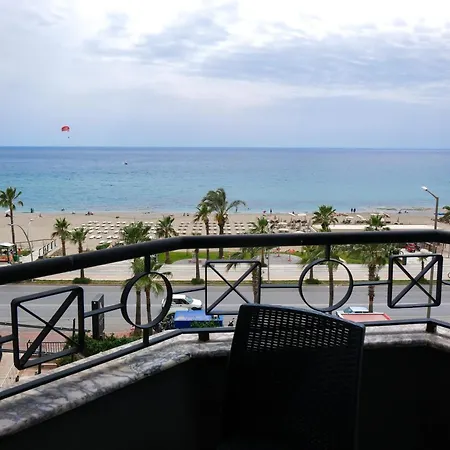 Курортний комплекс Kaila Krizantem 4*