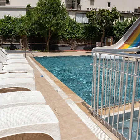 Курортний комплекс Kaila Krizantem 4*