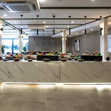 Kaila Krizantem Курортний комплекс 4*