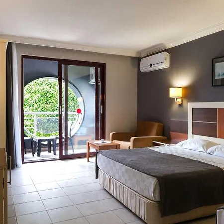 リゾート Kaila Krizantem 4*