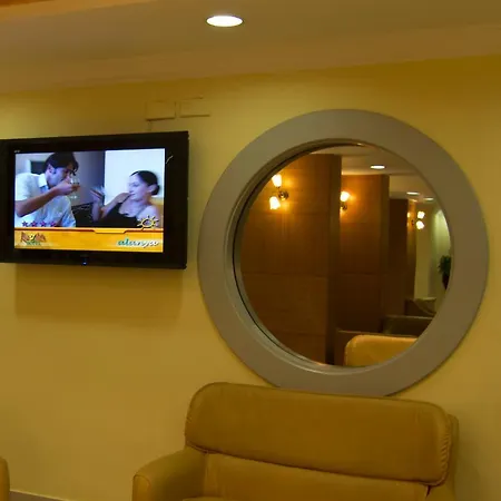 リゾート Kaila Krizantem