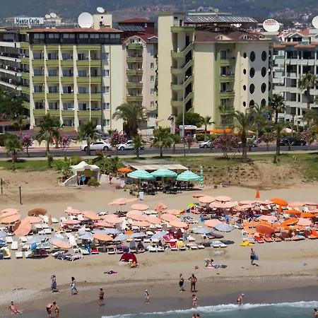 Kaila Krizantem リゾート